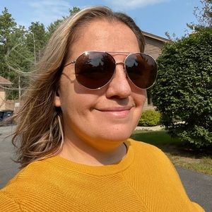 Meet your Posher, Natalie